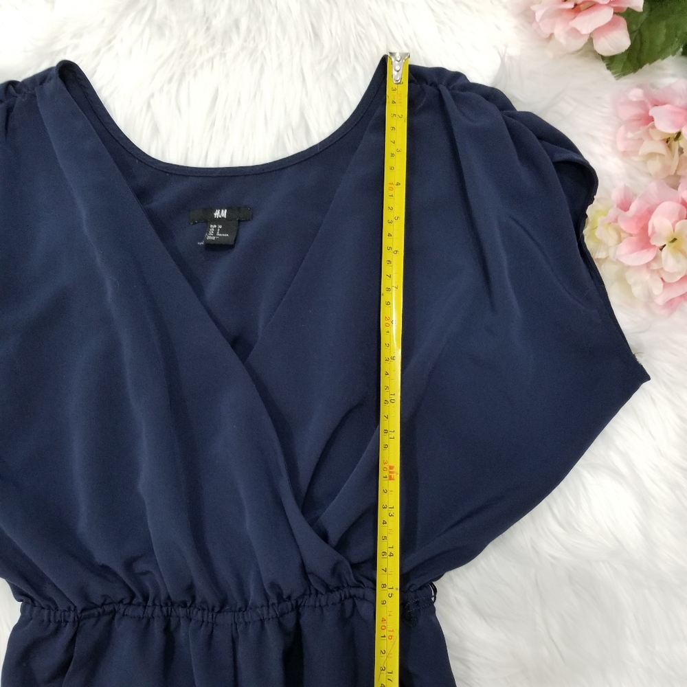 H&M Navy Blue Short Sleeves V Neck   Jumpsuit SIZE 2. - Picture 13 of 16
